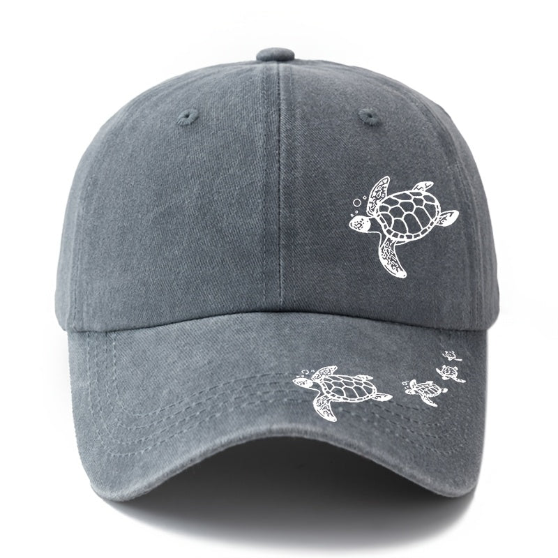 A Stylish Printed Baseball Cap Featuring a Dual Print Design of a Sea Turtle, Perfect for Both Men And Women. This Trendy Curved-Brim Hat Is Lightweight And Ideal for Outdoor Casual Wear And Hip-Hop Style
