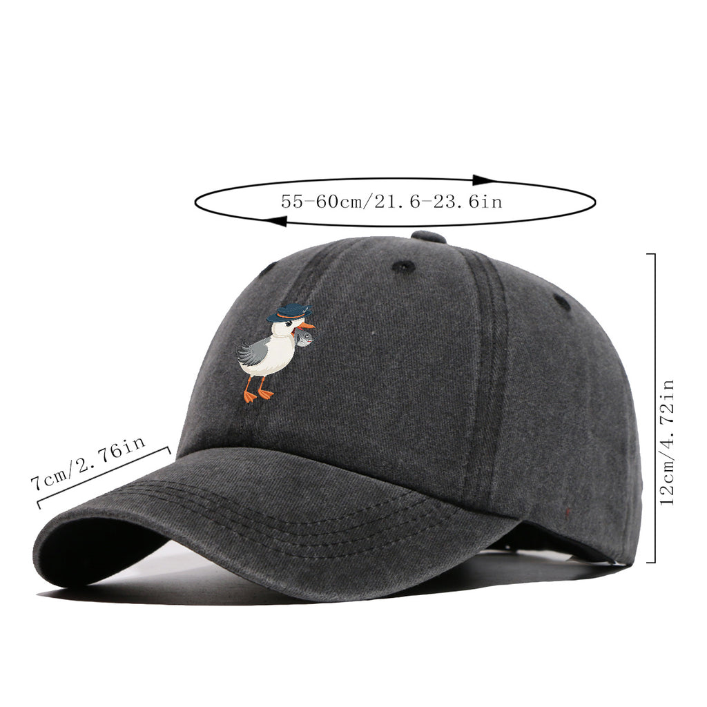 1pc Cartoon Seagull Wearing a Navy Hat with an Anchor Pattern, Holding a Fish in Its Mouth, with a Colorful Geometric Striped Background. Fun Animal Print Baseball Cap, Comfortable And Breathable Sun Hat, Stylish, Individual, And Beautiful