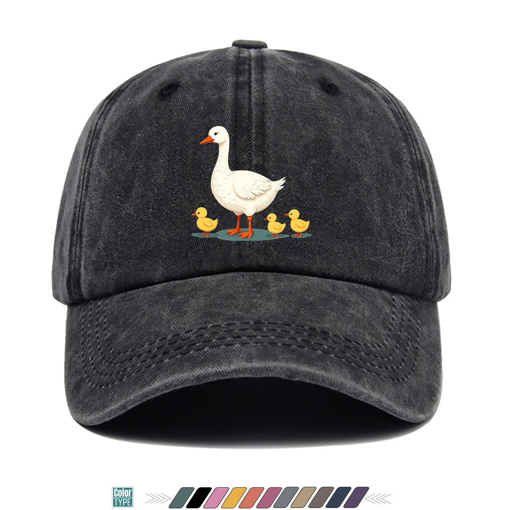1pc Mother Goose And Three Little Yellow Ducks Warm Printed Baseball Cap Cute Pattern Sun Hat Fashionable And Versatile Unisex Duck Tongue Cap Adjustable Size Dad Fishing Hat Mom Strolling Hat Couple Skateboard Hat Suitable for Park Play