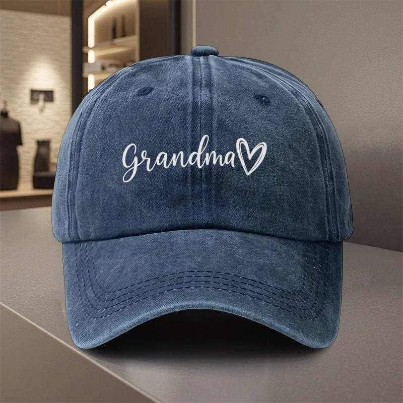 An Adjustable Baseball Cap Featuring 'Grandma', Made from Lightweight with a Printed Design. It'S an Ideal Choice for Weddings, Parties, Music Festivals, Bachelorette Parties, Birthday Gifts